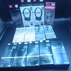 【新品】イヤホン ヘッドホン 13点セット まとめ売り ダイソー DAISOのサムネイル