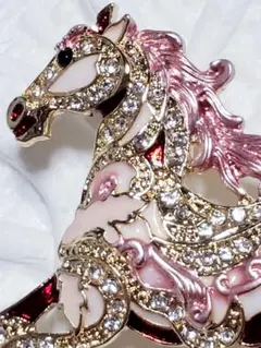 馬のブローチ ストーン装飾 ピンバッチ ピンブローチ レディースブローチ ホース