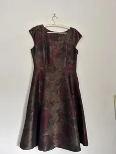 ローラアシュレイ　ブロンズ系花柄　ノースリーブAラインドレス　13号　UK14