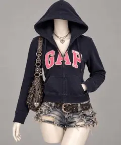 00s Y2K GAP スパンコールロゴ　短丈ジップアップパーカー　平成ギャル