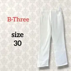 ビースリー【30】魔法のパンツ ストレート ストレッチ ホワイト 無地 シンプルのサムネイル