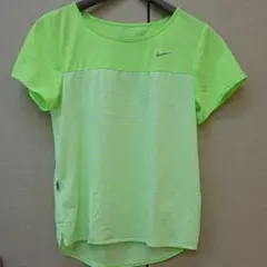 値下げ☆NIKE ナイキ ランニングウェア 半袖 ☆のサムネイル