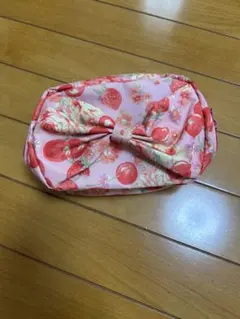 平成レトロ　Liz Lisa いちご　さくらんぼ　花柄ポーチ　リズリサ　リボンのサムネイル