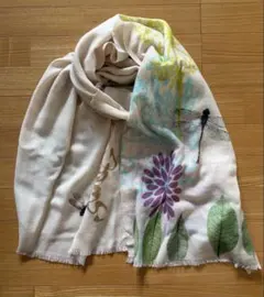 【新品】GOBI カシミヤ薄手の大判ストール タグ付きです