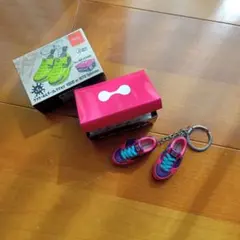 スプラトゥーン　スニーカー型キーホルダー