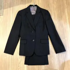 レディースパンツスーツS ストライプダークグレー LES MUES AOKI