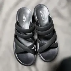 CLOSSI ブラック クロスストラップサンダル　Lのサムネイル