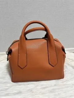 【新品タグ付き】チャールズアンドキース　ハンドバッグ