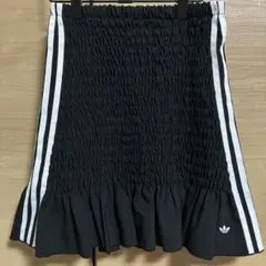 adidas アディダス　フレアスカート ギャザーシャーリングミニスカート S