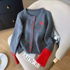 M〜L グレー 赤色のハート刺繍 カーディガン 袖長 リブ袖 おしゃれ