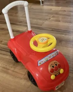 アンパンマンカー　室内　手押し車　メロディー付き　乗り物