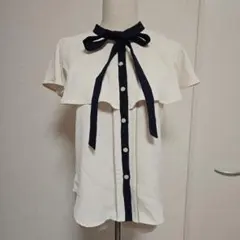 【REDYAZEL】 バイカラーフリルノースリーブブラウス