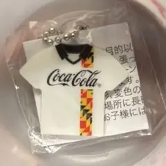 Coca-Cola T-shirt Keychainのサムネイル