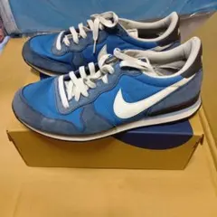 ナイキ29cm美品Internationalist　靴箱無し　大幅値下げ