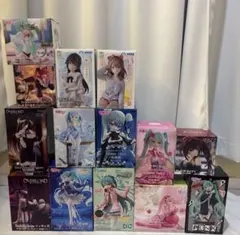 まとめ売り特価】初音ミク フィギュア まとめ売り 14点セット - メルカリ