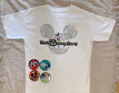 米国フロリダWDWオリジナルTシャツとパーク内限定の缶バッジセット