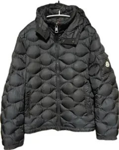 2026年最新】moncler morandieresの人気アイテム - メルカリ