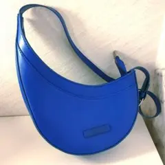 半月型 ショルダーバッグ レザー風