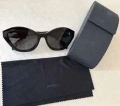 2026年最新】prada サングラス キャットアイの人気アイテム - メルカリ