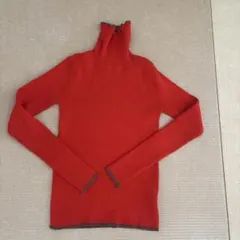 アプレレクール赤いリブ編みハイネック長袖カットソー140cm