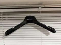 saint laurent ハンガー
