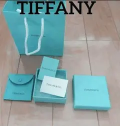 ❤️ティファニー空箱 ポーチ ショップ袋 カード2枚❤️
