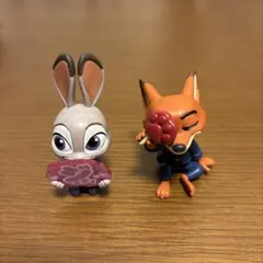 ニック・ワイルドとジュディ・ホップス フィギュア2体セット - メルカリ