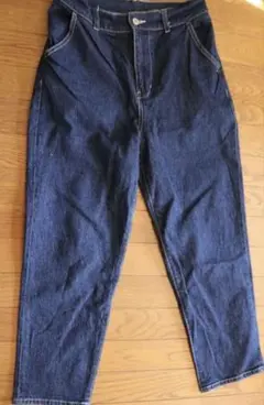 ダークブルー ストレートデニムパンツ