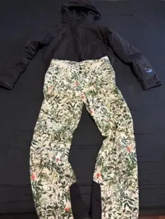 Item thumbnail for item f69bb32c-a86d-44df-8d53-5b5036971873