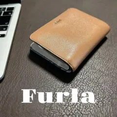 Furla 　フルラ　ベージュ 二つ折り財布