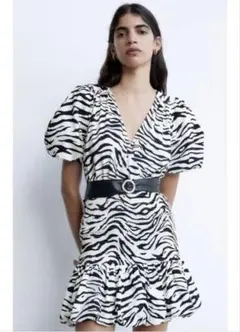 【ZARA 】✽ 新品タグ付き✽アニマル柄ワンピース ゼブラ柄 サイズS