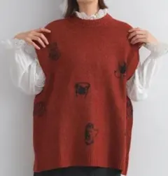 Lupilien ニットベスト ジャガード編み 犬柄 秋冬コーデ【オレンジ】