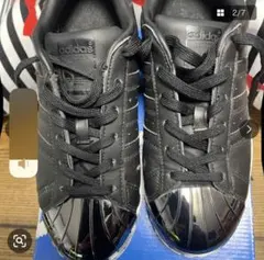 adidas ブラック スニーカー メタリックトゥ23.5