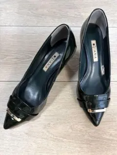 DIANA ダイアナ エナメルパンプス ポインテッドトゥ ブラック 23.5cm