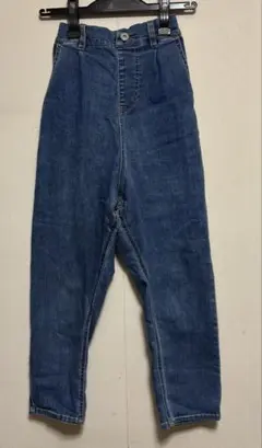 Item thumbnail for item fdedc948-d8e8-4ce8-bf07-c0e418a3d3fc