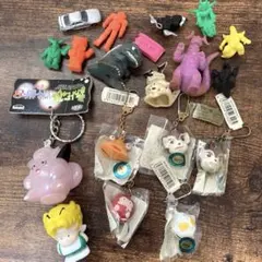 レトロ　キーホルダー　平成レトロ　まとめ売り　ポケモン　ウルトラマン　塩ビ　人形