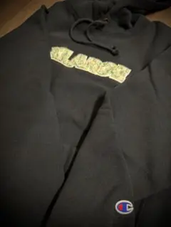 XLARGE×Champion パーカー✨