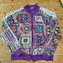 【美品】アディダスオリジナルス　L　カラフルモチーフ ジャンパー 紫