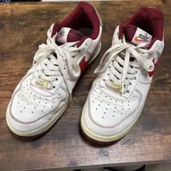 NIKE AIR FORCE 1 ホワイト×レッド