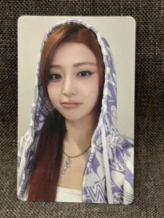 Le Sserafim different タワレコ ラキドロ ユンジン