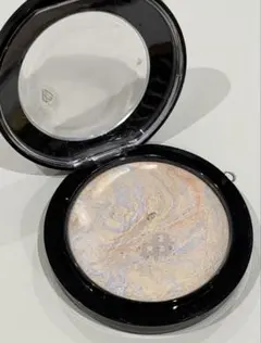 MAC ハイライト＆フェイスパウダーのサムネイル