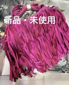 【新品タグ付き】フリンジ付きショルダーバッグ ピンク フェイクスウェード