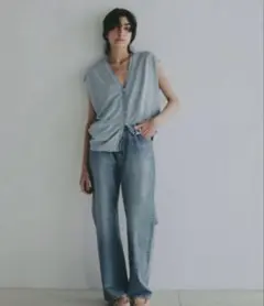 エトレトウキョウ　ハイライズストレートデニム　ブラック　Mのサムネイル