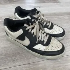 NIKE 25㎝　スニーカー　コートビジョン