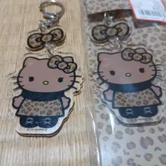 アベイル ハローキティ アクリルキーホルダー