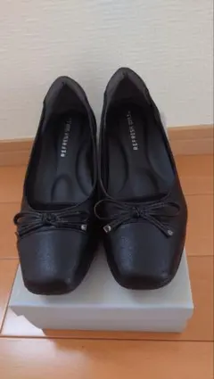 REFRESH WALK 　23.5EEEE 黒　ローヒール