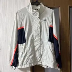 adidas ウインドブレーカー