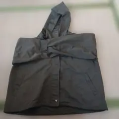 ダークグリーン フード付き パーカー