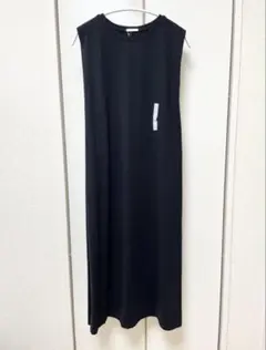 新品！GUショルダータックワンピースノースリーブ黒 Mサイズ タグ付きのサムネイル