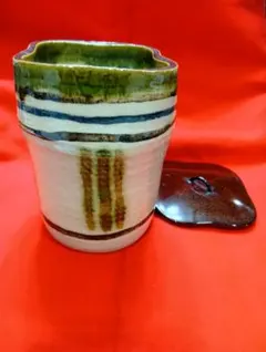 織部向付け瓢箪型 織部柄三つ足 - メルカリ